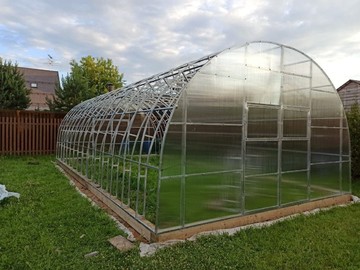 Арочная Фермерская теплица шириной 5 метров.
