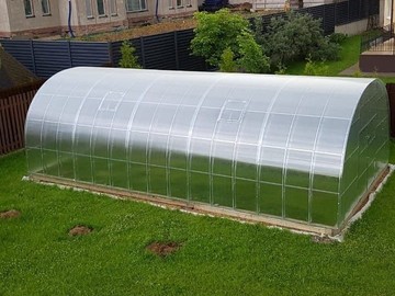 Арочная Фермерская теплица шириной 5 метров.